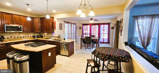 Dining room, Interior, Kitchen, Pendant Lights, Recessed Lighting