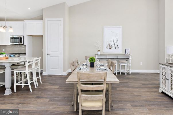 Dining room, Interior, Kitchen, Pendant Lights, Recessed Lighting, Wood Texture Flooring