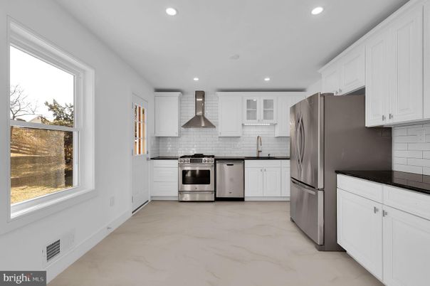 Interior, Kitchen, Marble, Recessed Lighting, Stainless Steel Appliances
