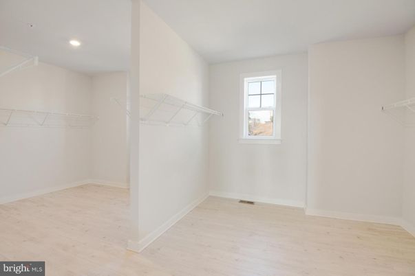 Interior, Recessed Lighting, Walk-in Closets, Wood Texture Flooring