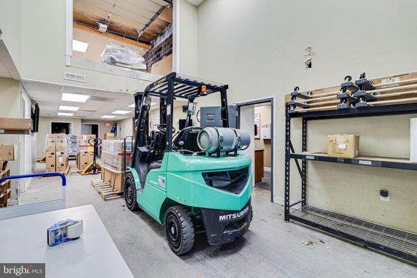 Fitness Equipment, Interior, Recessed Lighting