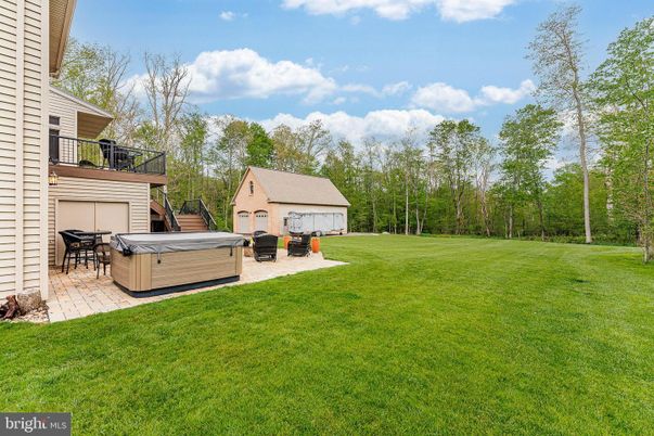 Backyard, Exterior, Hot Tub