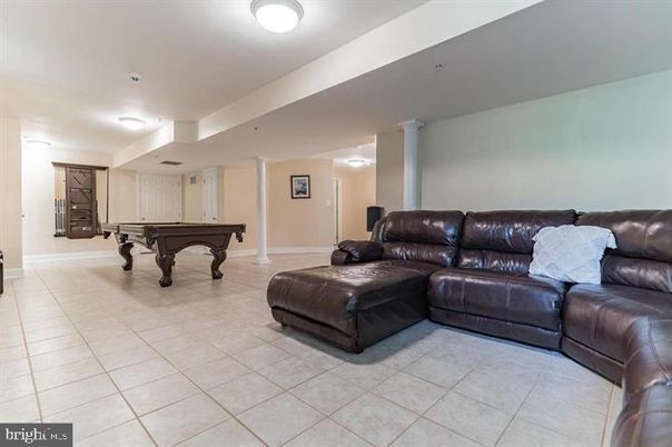 Billiard Table, Game Room, Interior, Living room