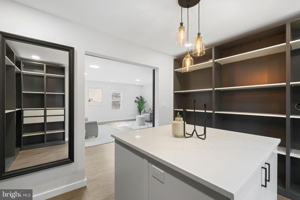 Interior, Pendant Lights, Recessed Lighting, Wood Texture Flooring