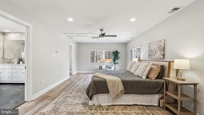 Bedroom, Interior, Recessed Lighting, Wood Texture Flooring