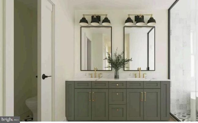 Bathroom, Dual Sink Vanities, Interior