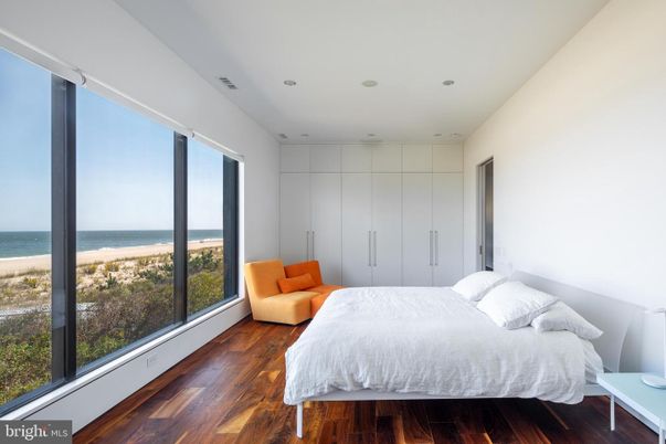 Bedroom, Interior, Recessed Lighting, Water, Wood Texture Flooring
