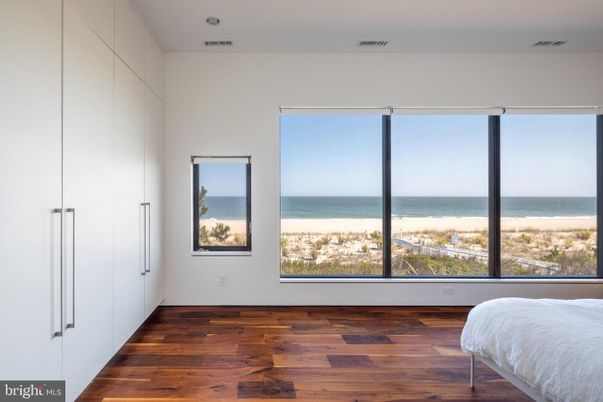 Bedroom, Interior, Water, Wood Texture Flooring