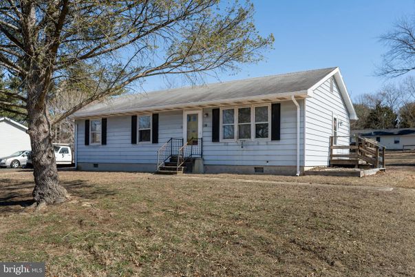 Exterior, Facade, Cape Cod