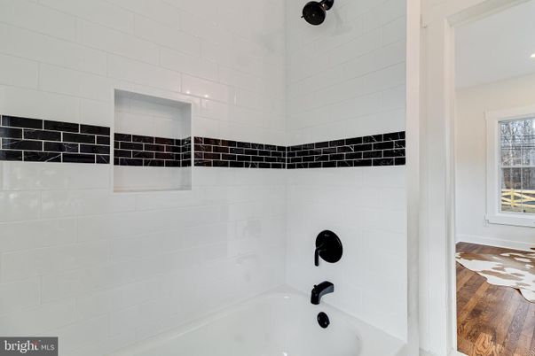 Bathroom, Interior, Recessed Lighting, Wood Texture Flooring