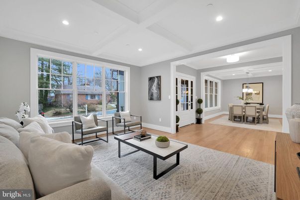 Dining room, Interior, Living room, Pendant Lights, Recessed Lighting, Wood Texture Flooring