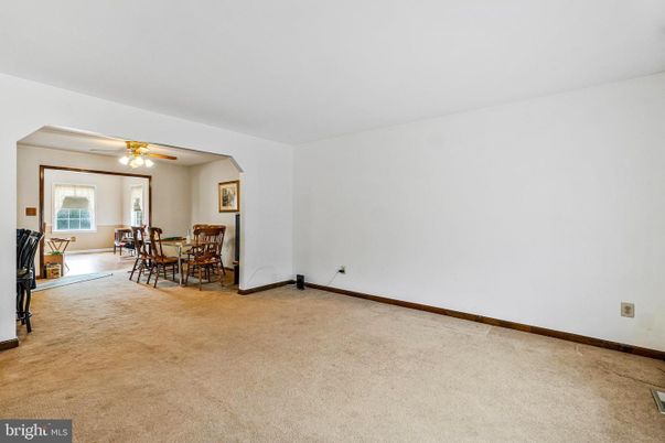 Dining room, Empty room, Interior