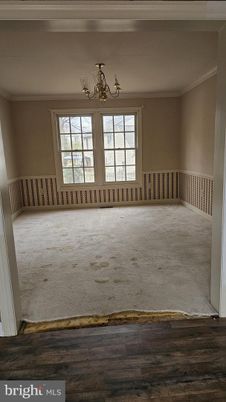 Chandelier, Empty room, Interior, Wood Texture Flooring