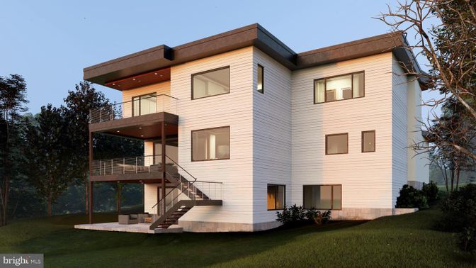 Backyard, Exterior, Facade, Modern