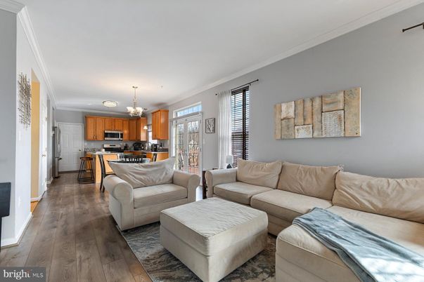 Chandelier, Interior, Kitchen, Living room, Stainless Steel Appliances, Wood Texture Flooring