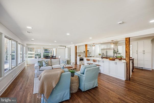 Interior, Kitchen, Living room, Pendant Lights, Recessed Lighting, Wood Texture Flooring