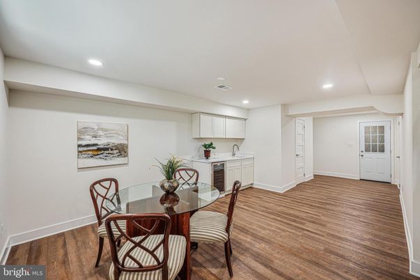 Dining room, Interior, Kitchen, Recessed Lighting, Wood Texture Flooring