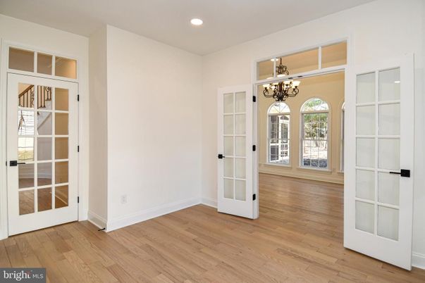 Chandelier, Empty room, Interior, Recessed Lighting, Wood Texture Flooring