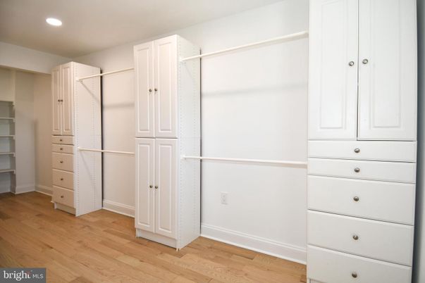 Interior, Recessed Lighting, Walk-in Closets, Wood Texture Flooring