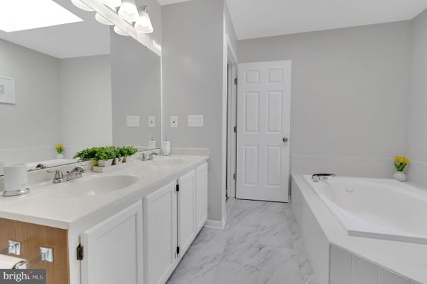 Bathroom, Dual Sink Vanities, Interior, Marble