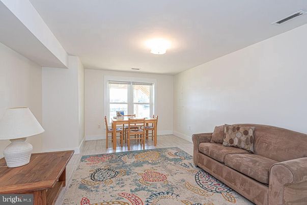 Dining room, Interior