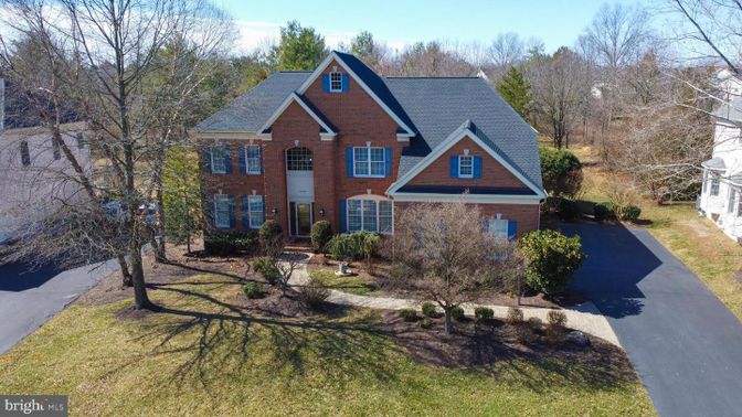 Exterior, Facade, Brick Facade, Brick Traditional