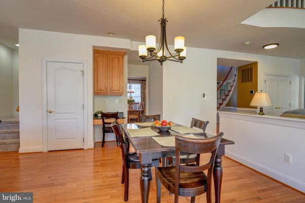 Chandelier, Dining room, Interior, Recessed Lighting, Wood Texture Flooring