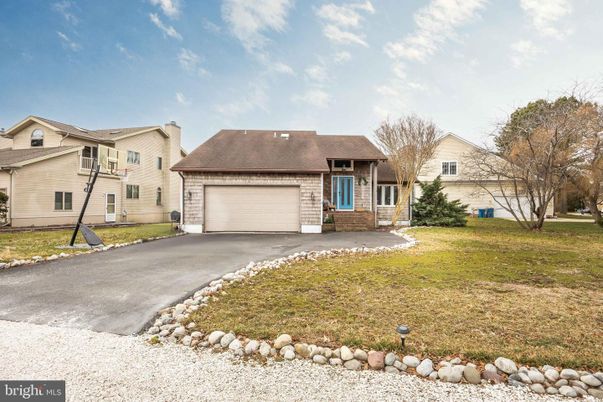 Attached, Backyard, Exterior, Facade, Cape Cod