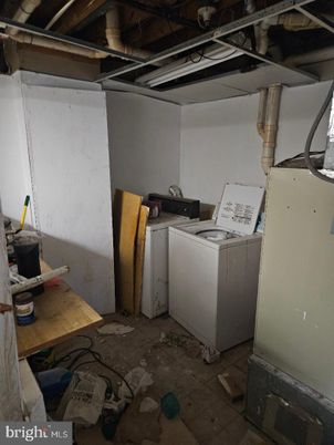 Interior, Washer