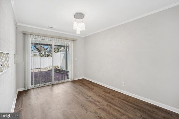 Chandelier, Empty room, Interior, Pendant Lights, Wood Texture Flooring