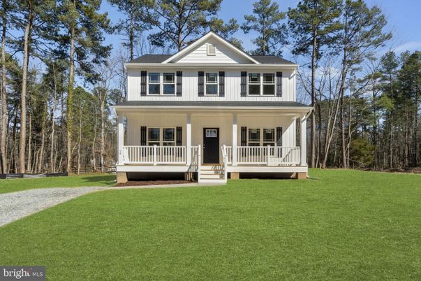 Exterior, Facade, Farmhouse