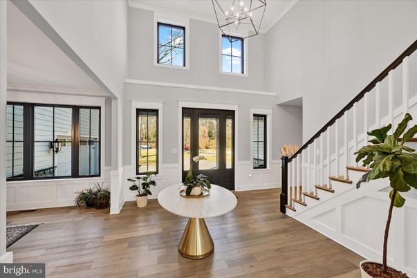Interior, Pendant Lights, Wood Texture Flooring