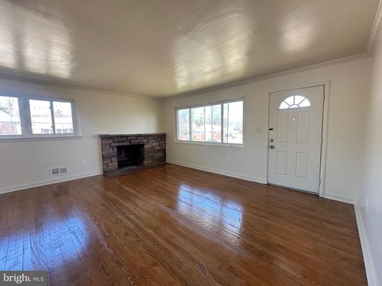 Empty room, Fireplace, Interior, Wood Texture Flooring