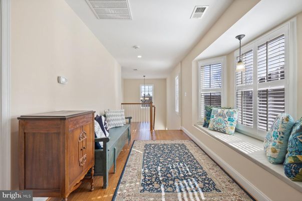Interior, Pendant Lights, Recessed Lighting, Wood Texture Flooring