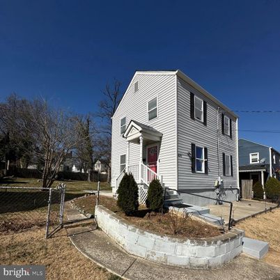 Backyard, Exterior, Facade, Georgian