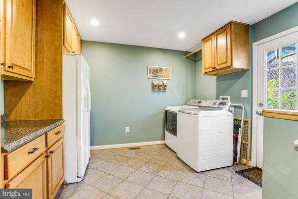 Interior, Recessed Lighting, Washer