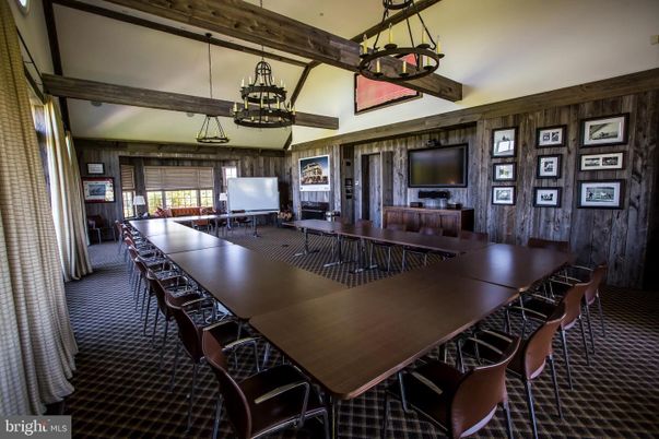 Dining room, Interior, Pendant Lights, Wooden Beams, Wooden Walls