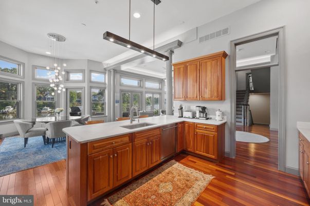 Dining room, Interior, Kitchen, Pendant Lights, Recessed Lighting, Wood Texture Flooring