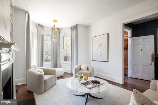 Fireplace, Interior, Living room, Pendant Lights, Recessed Lighting, Wood Texture Flooring