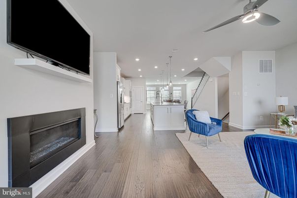 Fireplace, Interior, Kitchen, Pendant Lights, Recessed Lighting, Wood Texture Flooring
