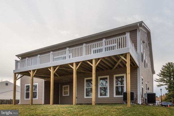 Exterior, Facade, None