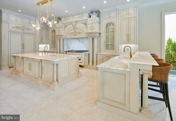 Chandelier, Interior, Kitchen, Pendant Lights, Recessed Lighting, Stainless Steel Appliances