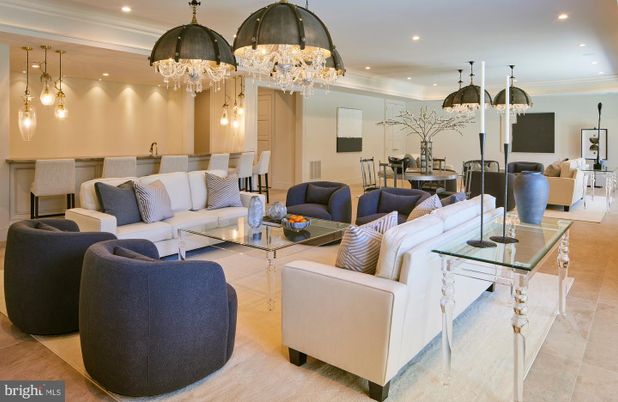 Chandelier, Dining room, Interior, Living room, Pendant Lights, Recessed Lighting