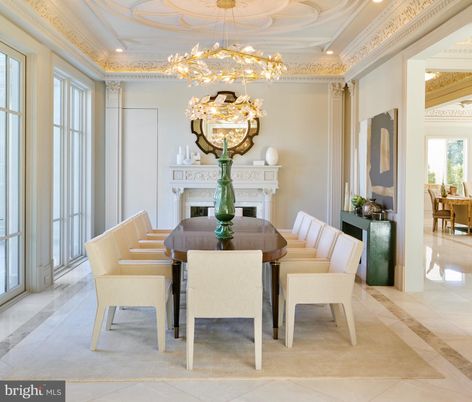 Dining room, Interior, Recessed Lighting