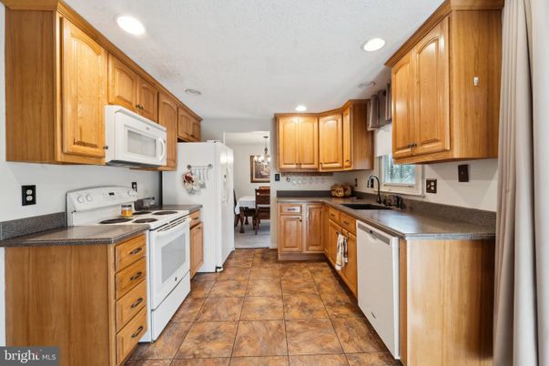 Interior, Kitchen, Recessed Lighting