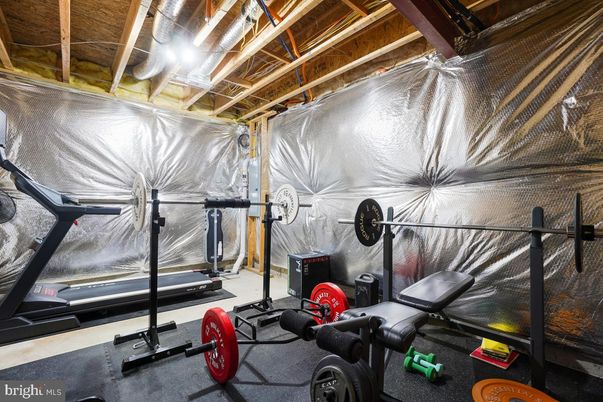 Fitness Equipment, Interior, Wooden Beams
