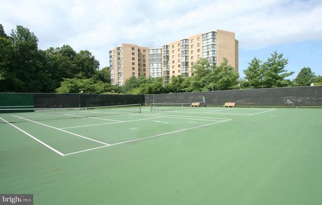 Exterior, Tennis Courts