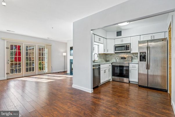 Interior, Kitchen, Stainless Steel Appliances, Wood Texture Flooring