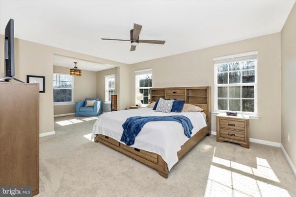 Bedroom, Interior, Pendant Lights