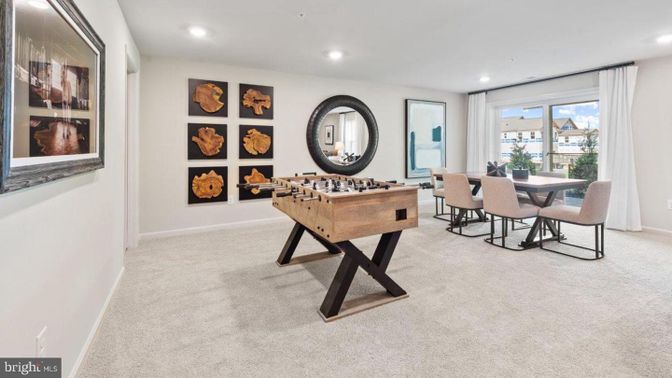 Dining room, Game Room, Interior, Recessed Lighting